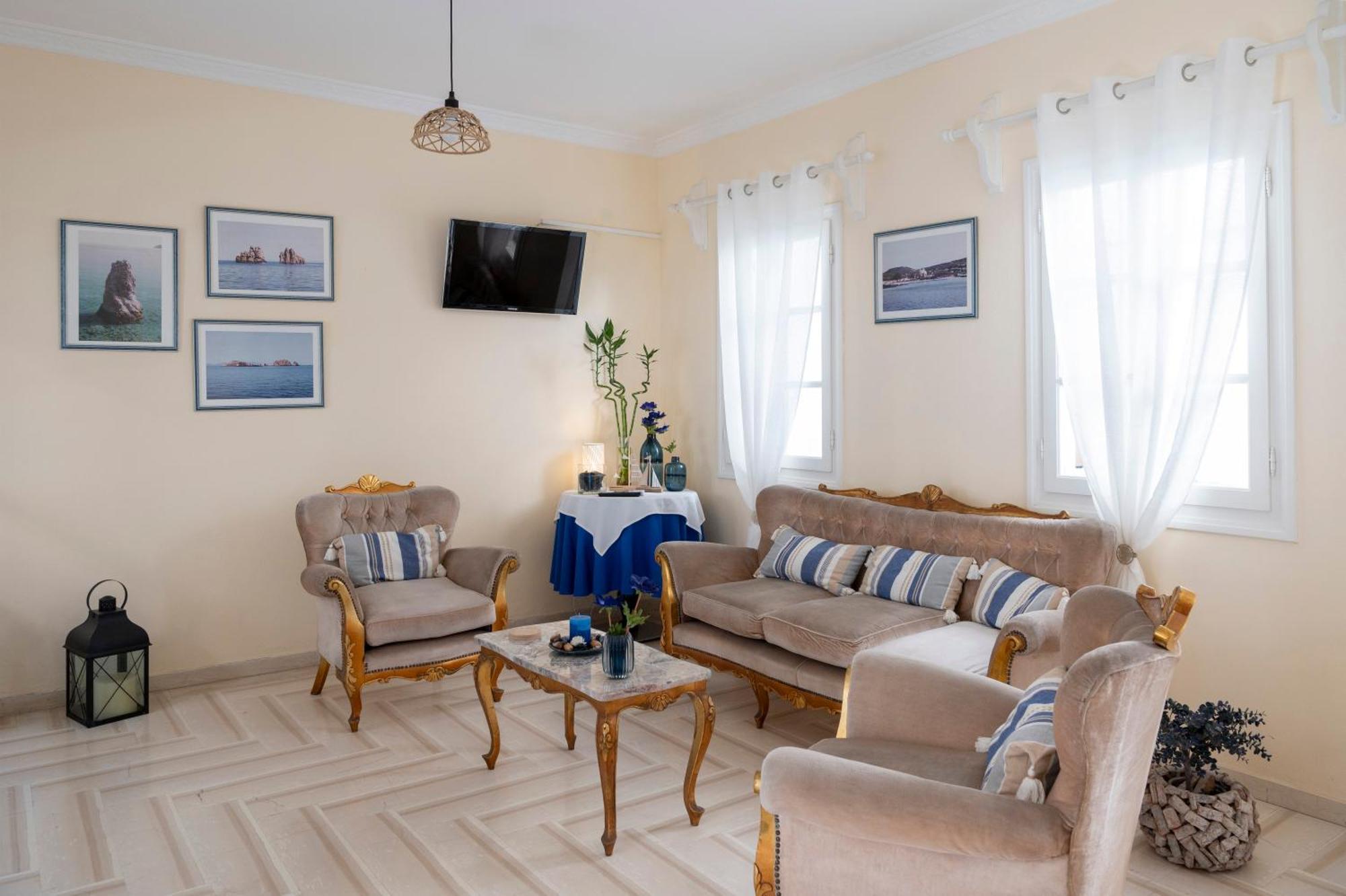 Ayeri Hotel Páros Zewnętrze zdjęcie